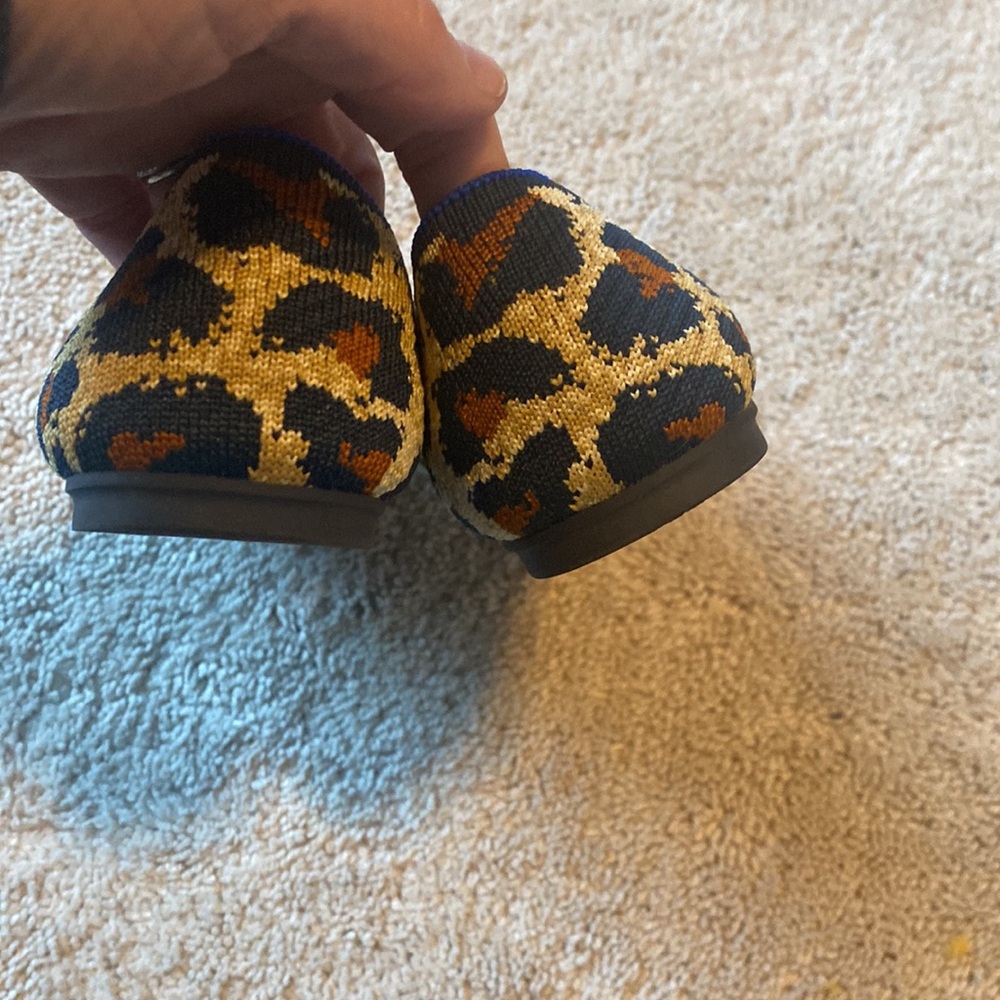 EUC Rothys squares - Picture 3 of 3
